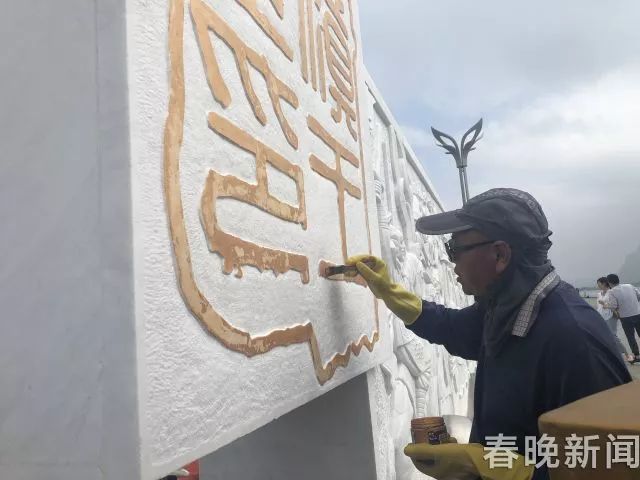 内涵与气质并重 12组新建雕塑亮相滇池大坝