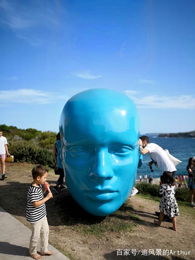 超震撼!以太平洋惊涛骇浪为背景的雕塑展之人物篇
